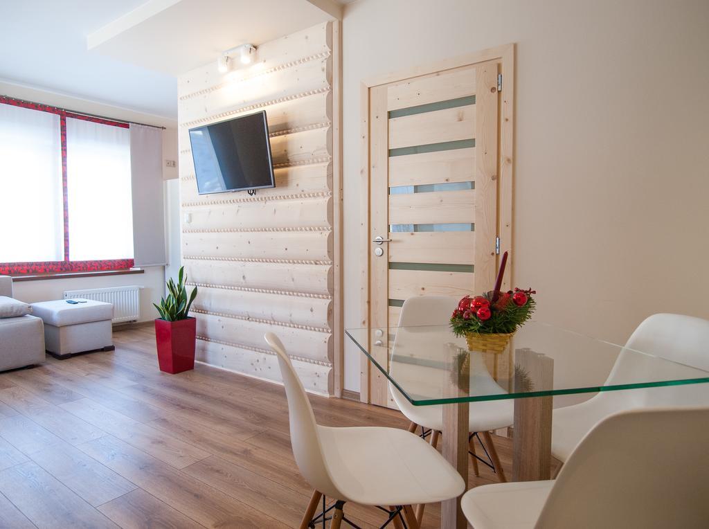 Domek & Apartament Na Ogrodzie Suche Ngoại thất bức ảnh